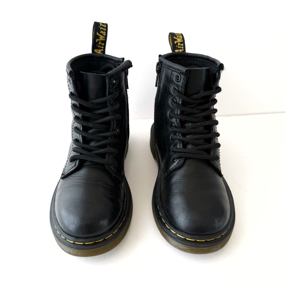 DR. MARTENS 1460 J KIDS BLACK LEATHER LACE UP ANKLE BOOTS - Picture 2 of 10